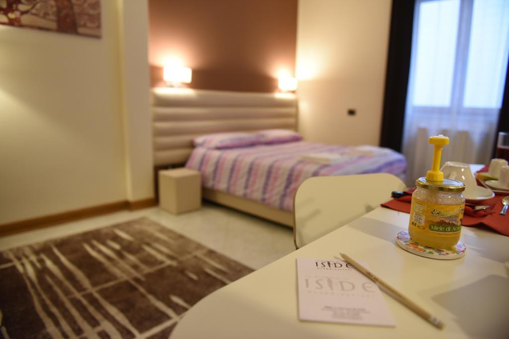 B&B La Dimora Di Iside Benevento Zimmer foto
